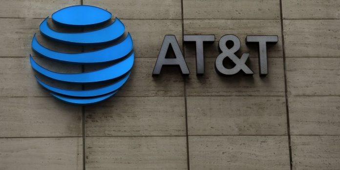 at&t-exec-says-this-trend-should-give-investors-‘confidence’