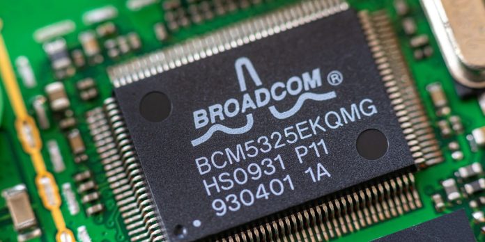 apple-chip-risk-to-broadcom-isn’t-material,-says-analyst