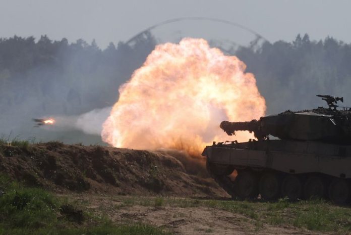 poland-seeks-coalition-to-send-leopard-tanks-to-ukraine