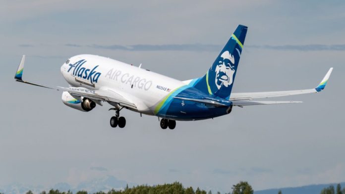 alaska-airlines-to-fly-amazon-packages-after-completing-hawaiian-buy