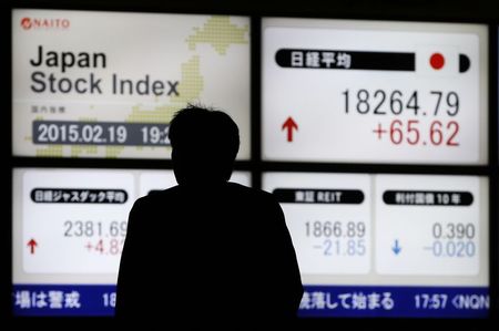 asian-stocks-mixed;-china-lags-on-rate-cut-disappointment,-nikkei-rallies
